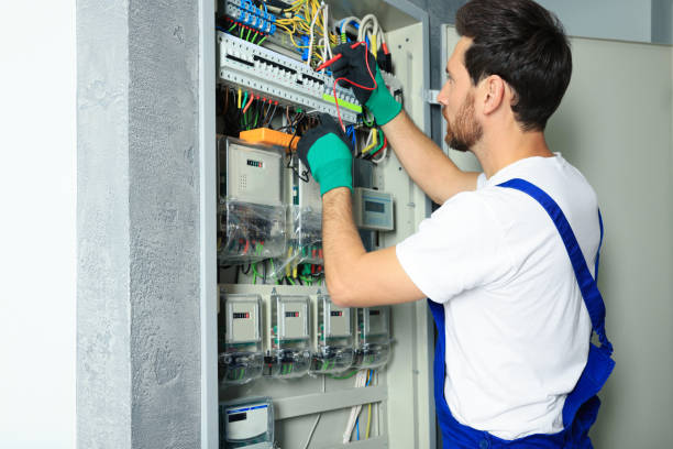 Best Local Electrician Companies  in Glenview, IL